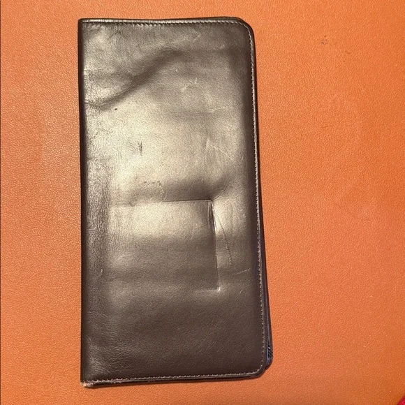 Leather Travel Wallet Organizer in Dark Brown - Picture 3 of 8